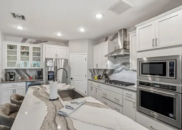 Holiday home Foothills With Pool & Hot Tub *