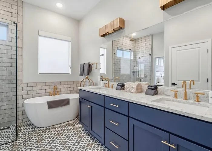 Holiday home Foothills With Pool & Hot Tub *