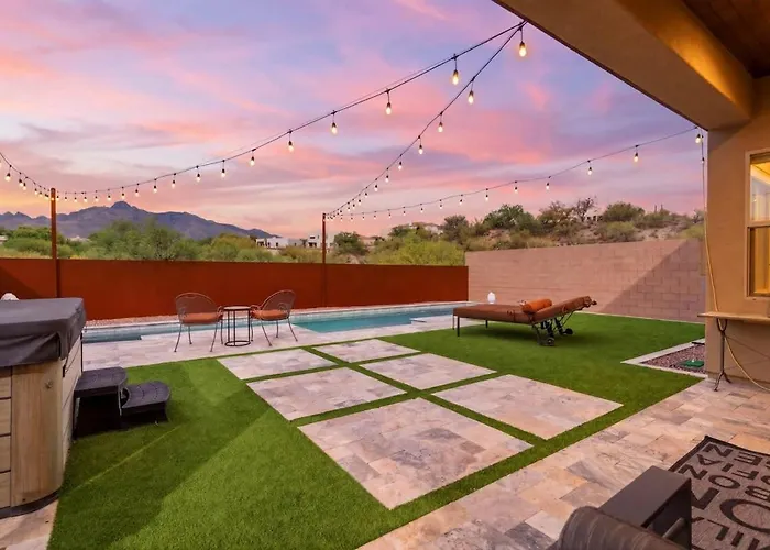 Holiday home Foothills With Pool & Hot Tub *
